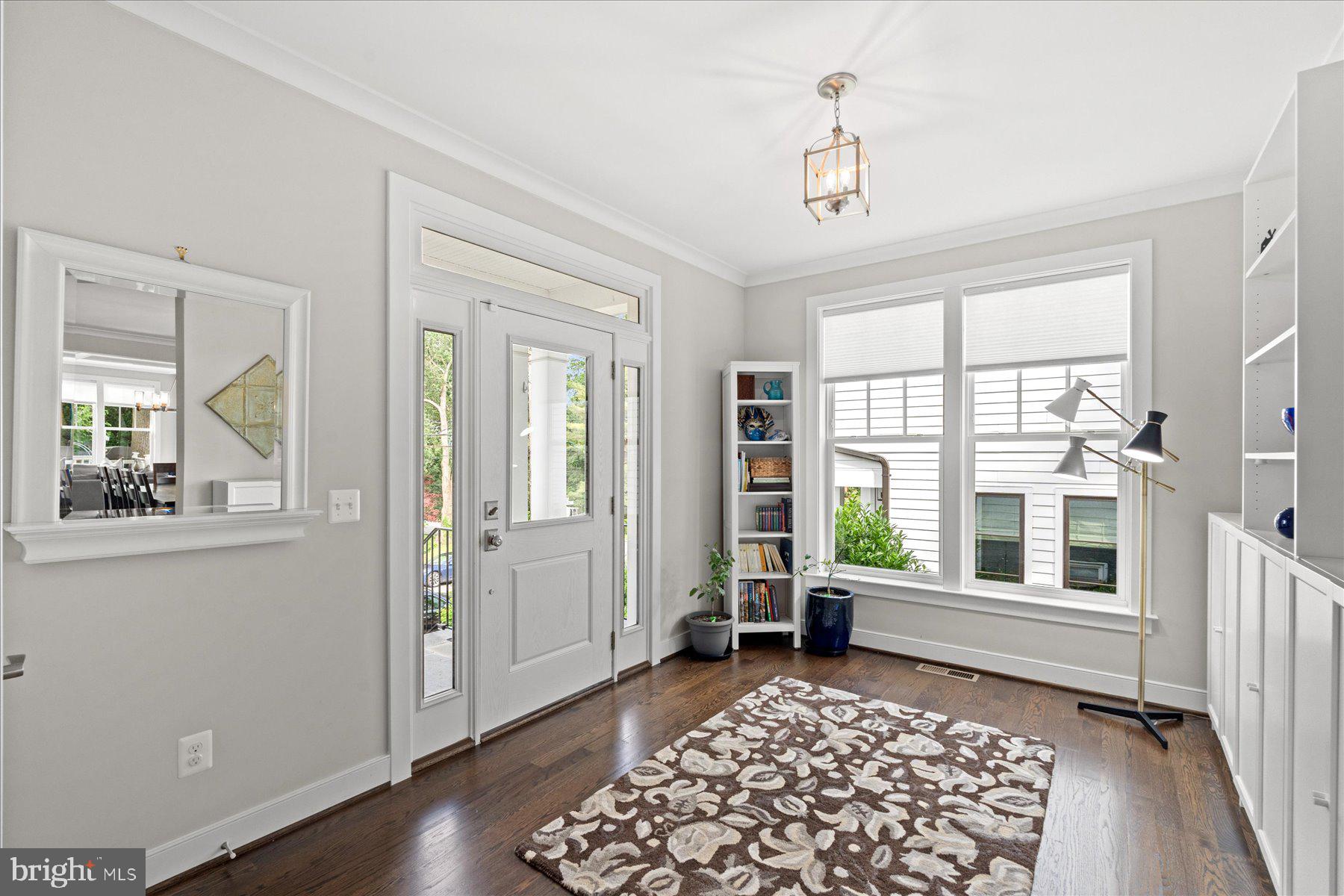 TUCKAHOE VILLAGE - Residential