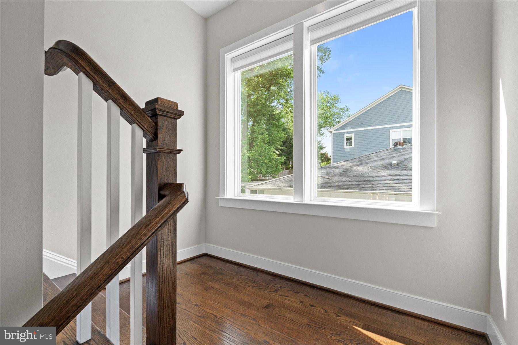 TUCKAHOE VILLAGE - Residential