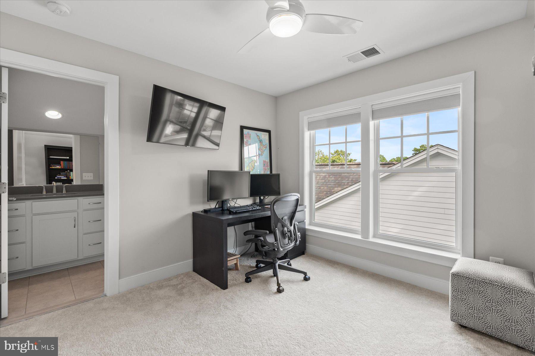 TUCKAHOE VILLAGE - Residential