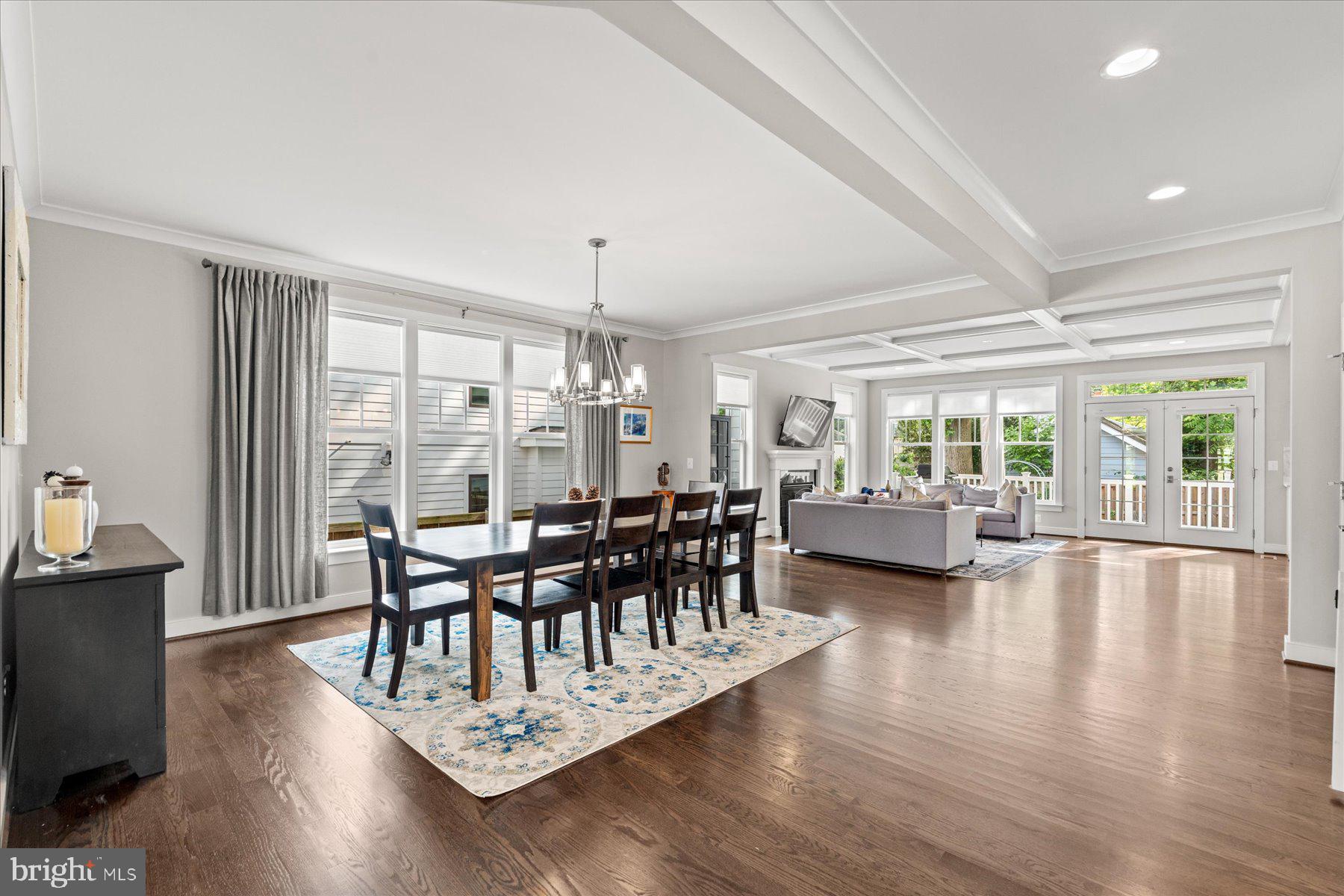 TUCKAHOE VILLAGE - Residential