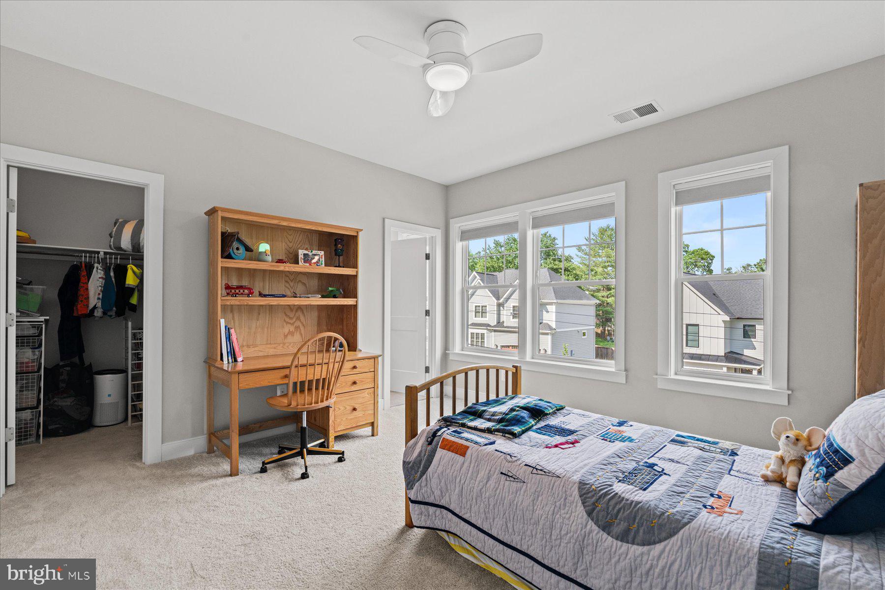 TUCKAHOE VILLAGE - Residential