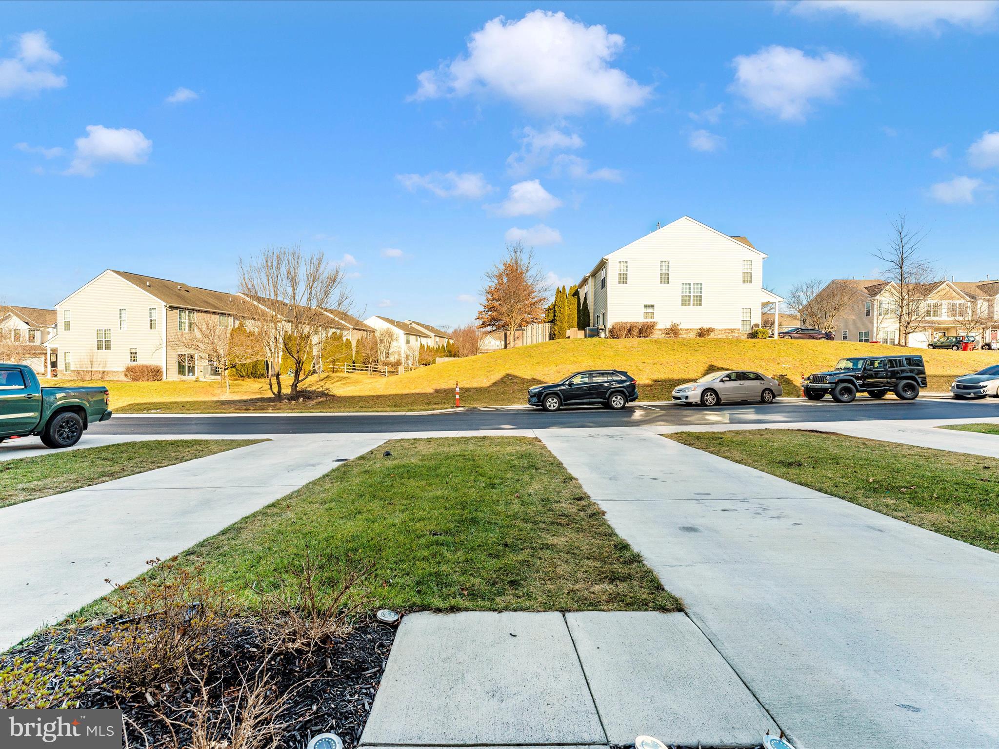 ARCHERS ROCK - Residential