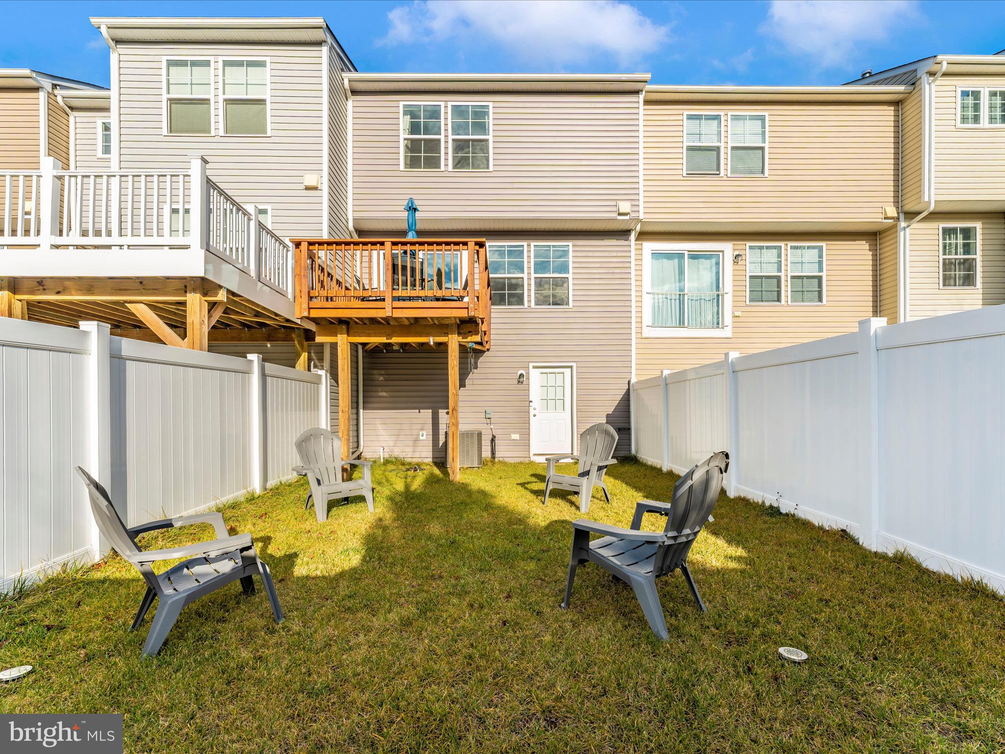 ARCHERS ROCK - Residential