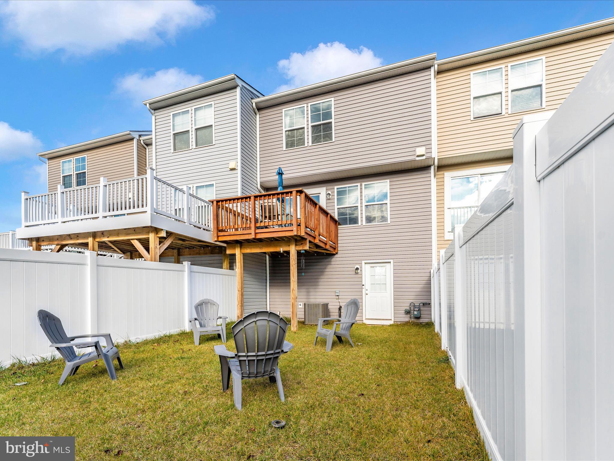 ARCHERS ROCK - Residential