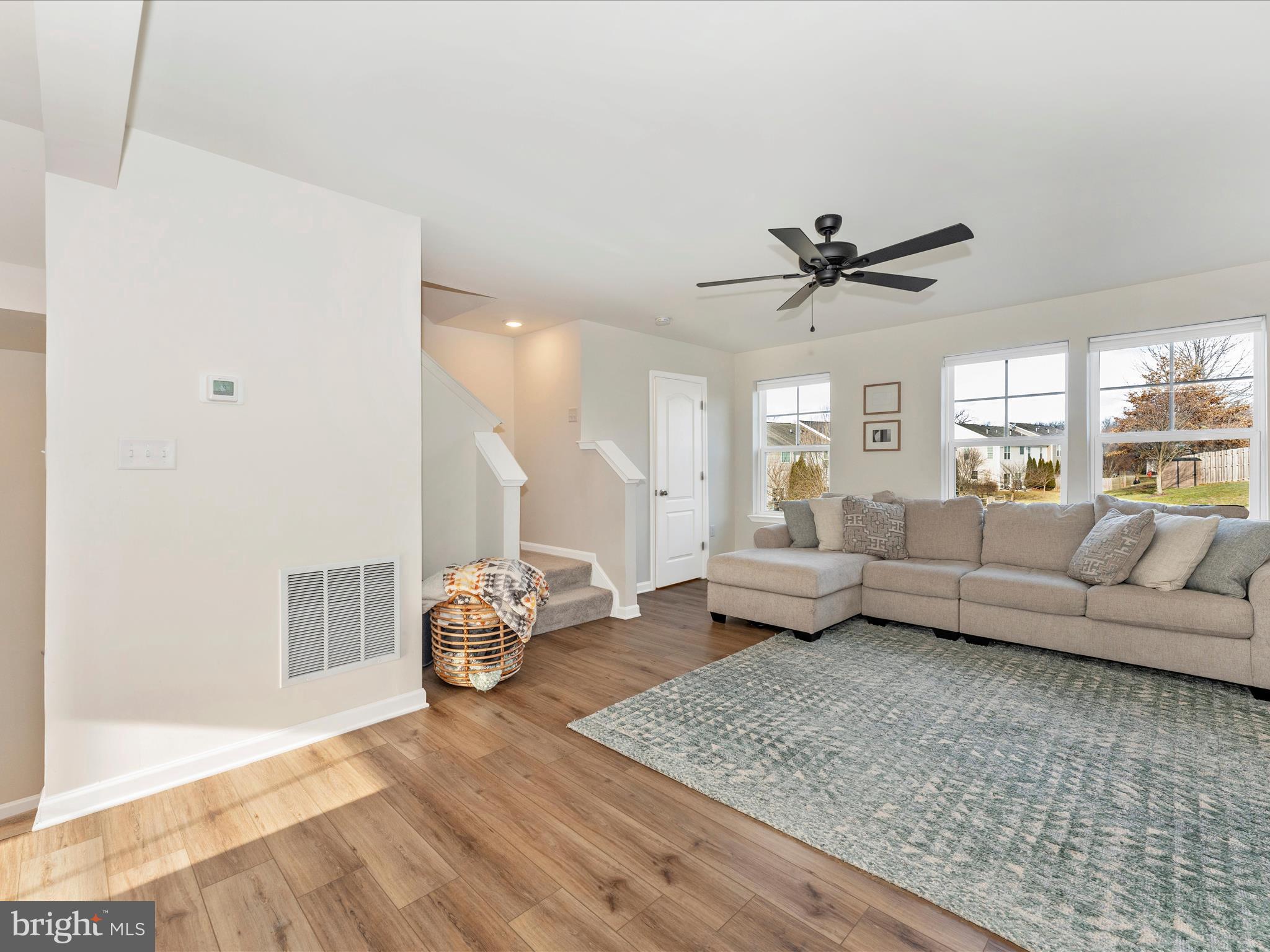 ARCHERS ROCK - Residential