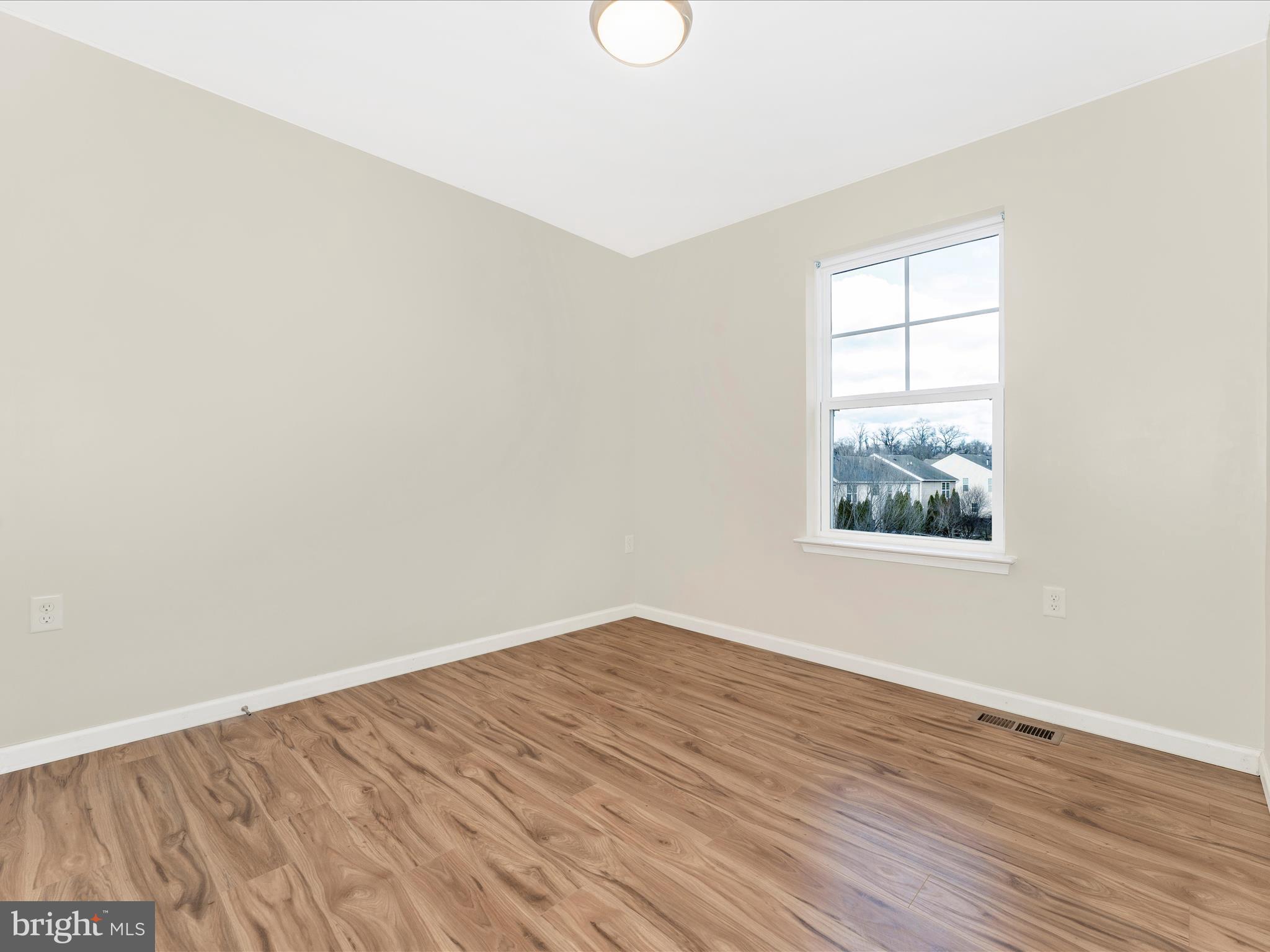 ARCHERS ROCK - Residential