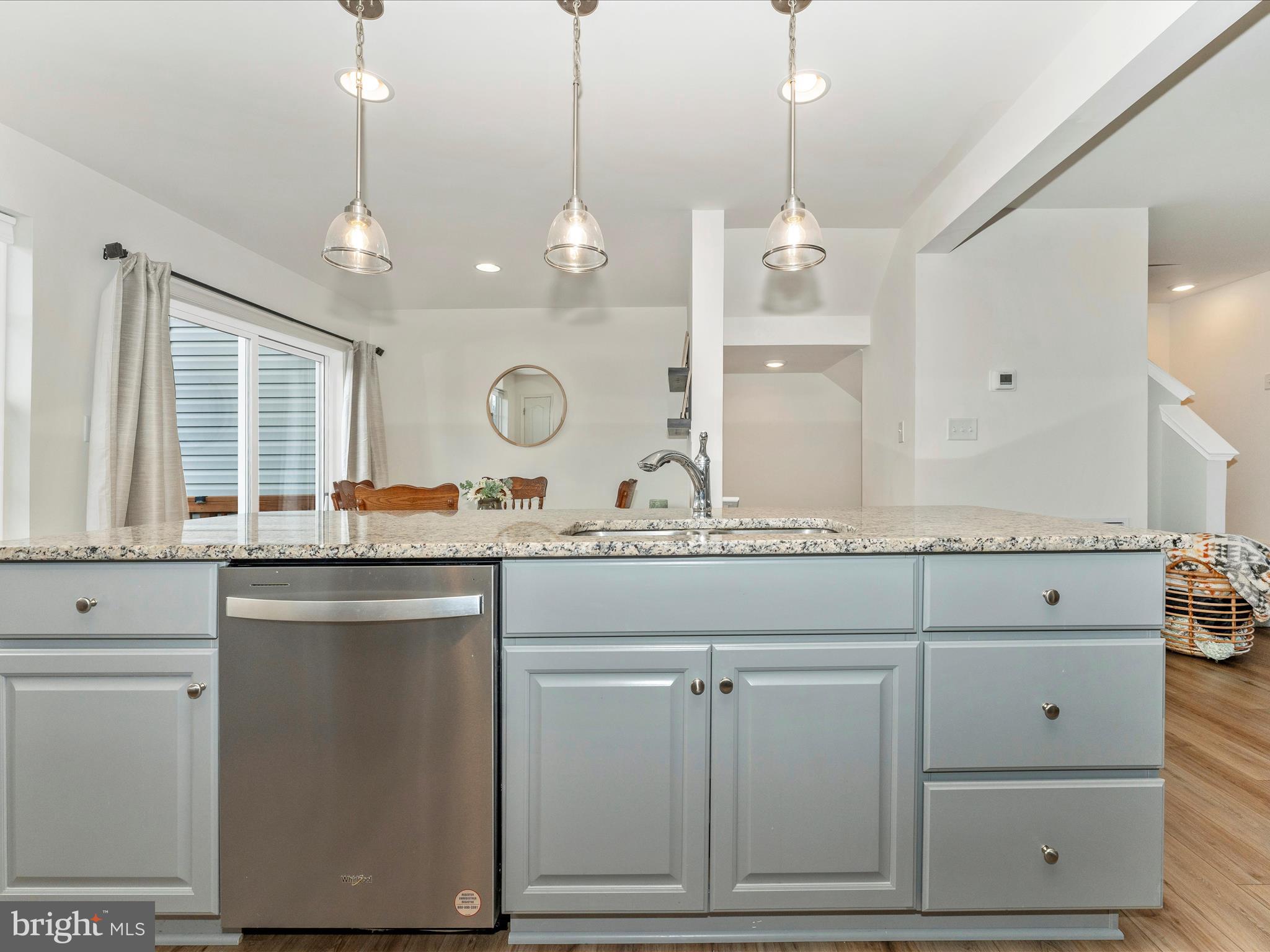 ARCHERS ROCK - Residential