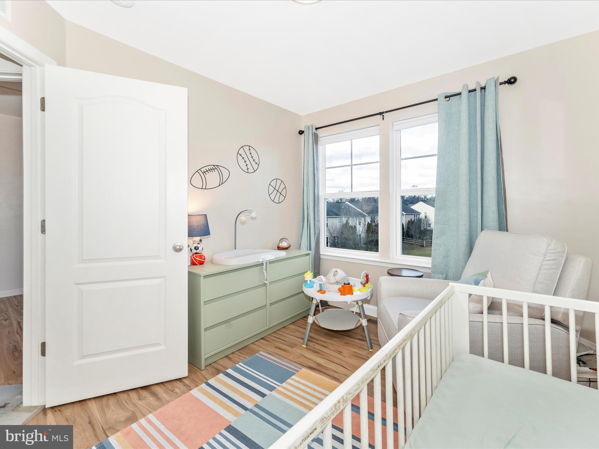 ARCHERS ROCK - Residential