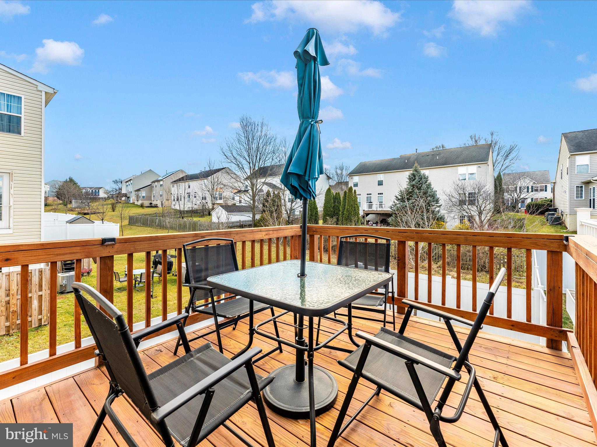 ARCHERS ROCK - Residential