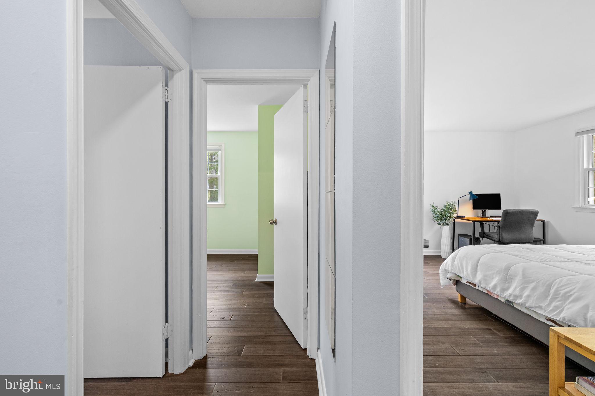 DEVON DOWNS - Residential