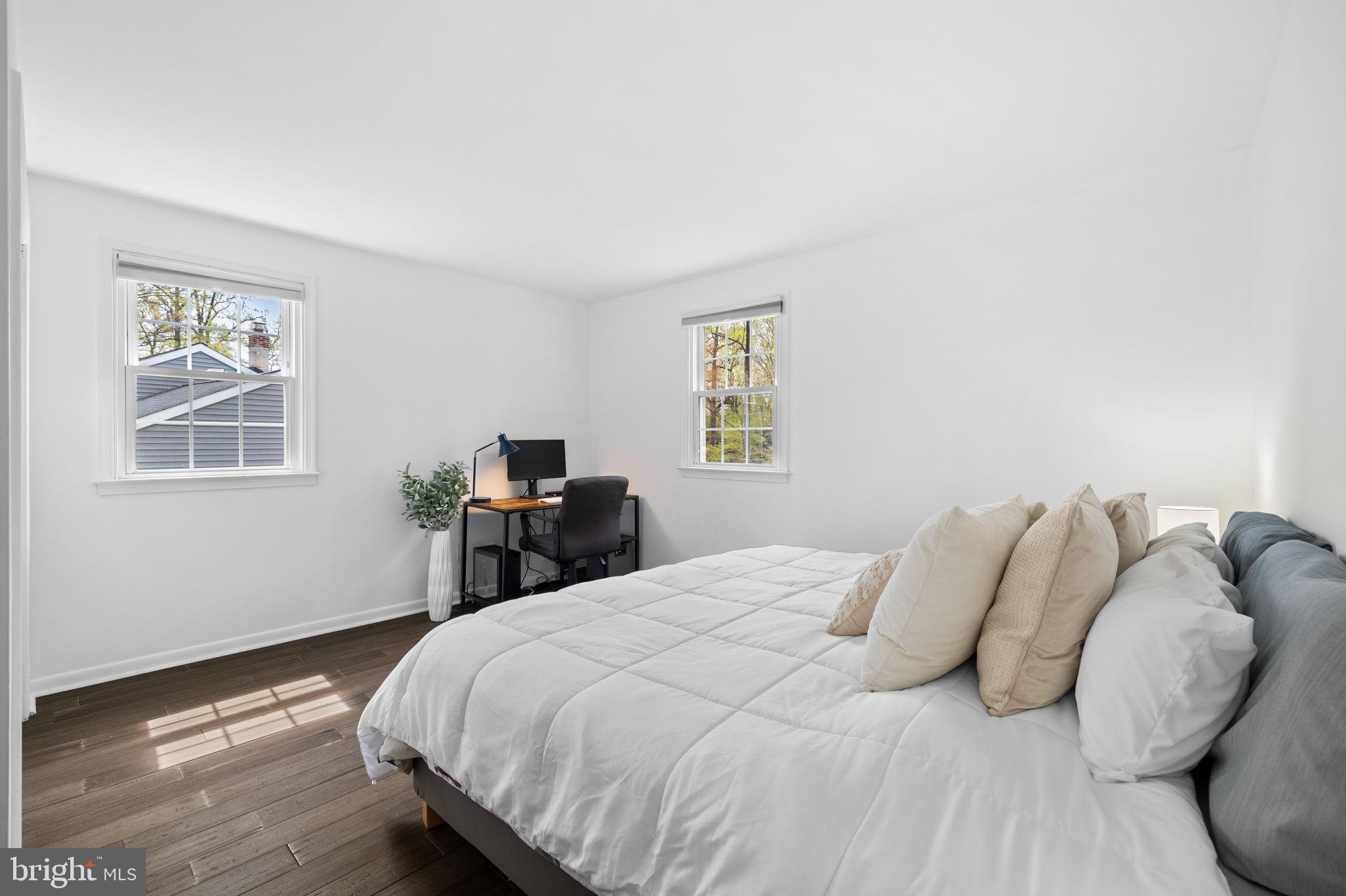 DEVON DOWNS - Residential