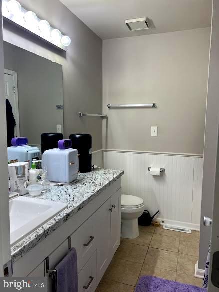 VILLAGES OF SALEM STATION - Residential Lease