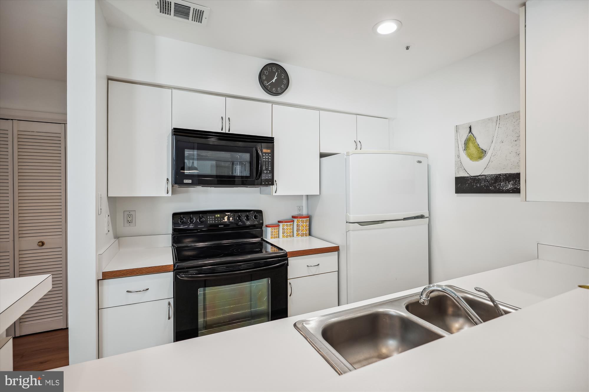 BENTLEY PLACE - Residential