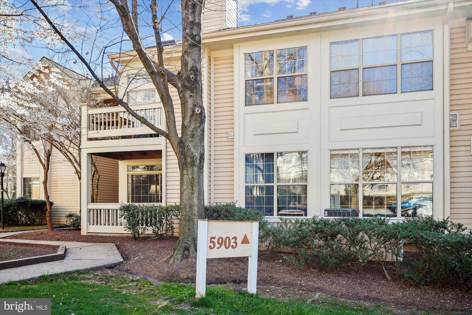 BENTLEY PLACE - Residential