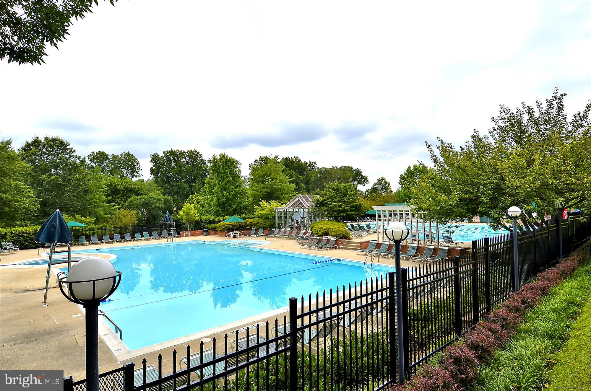 BENTLEY PLACE - Residential