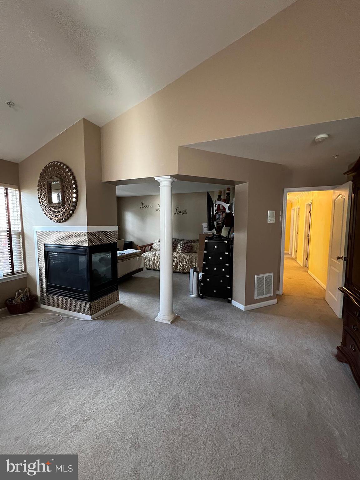 LINWOOD KNOLLS - Residential Lease