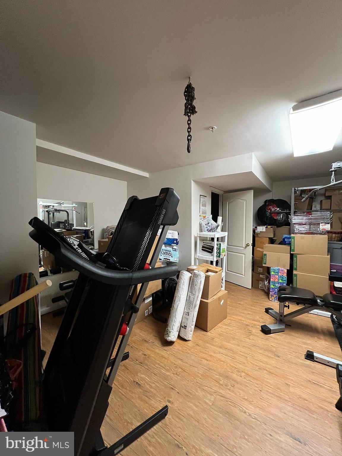 LINWOOD KNOLLS - Residential Lease