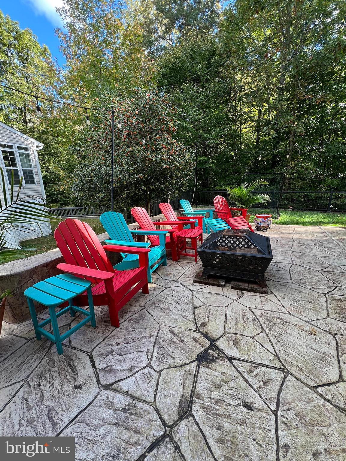 LINWOOD KNOLLS - Residential Lease