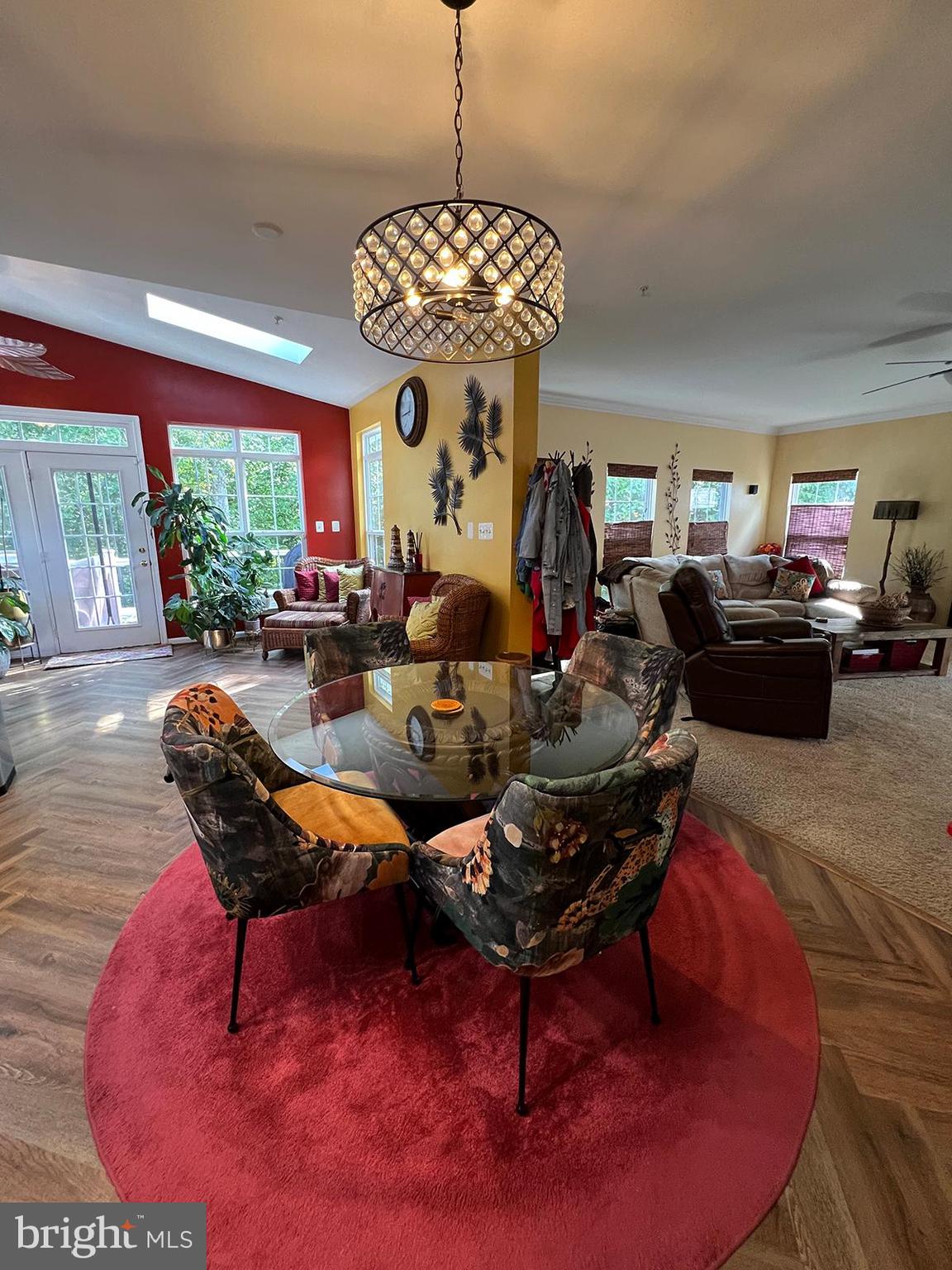 LINWOOD KNOLLS - Residential Lease