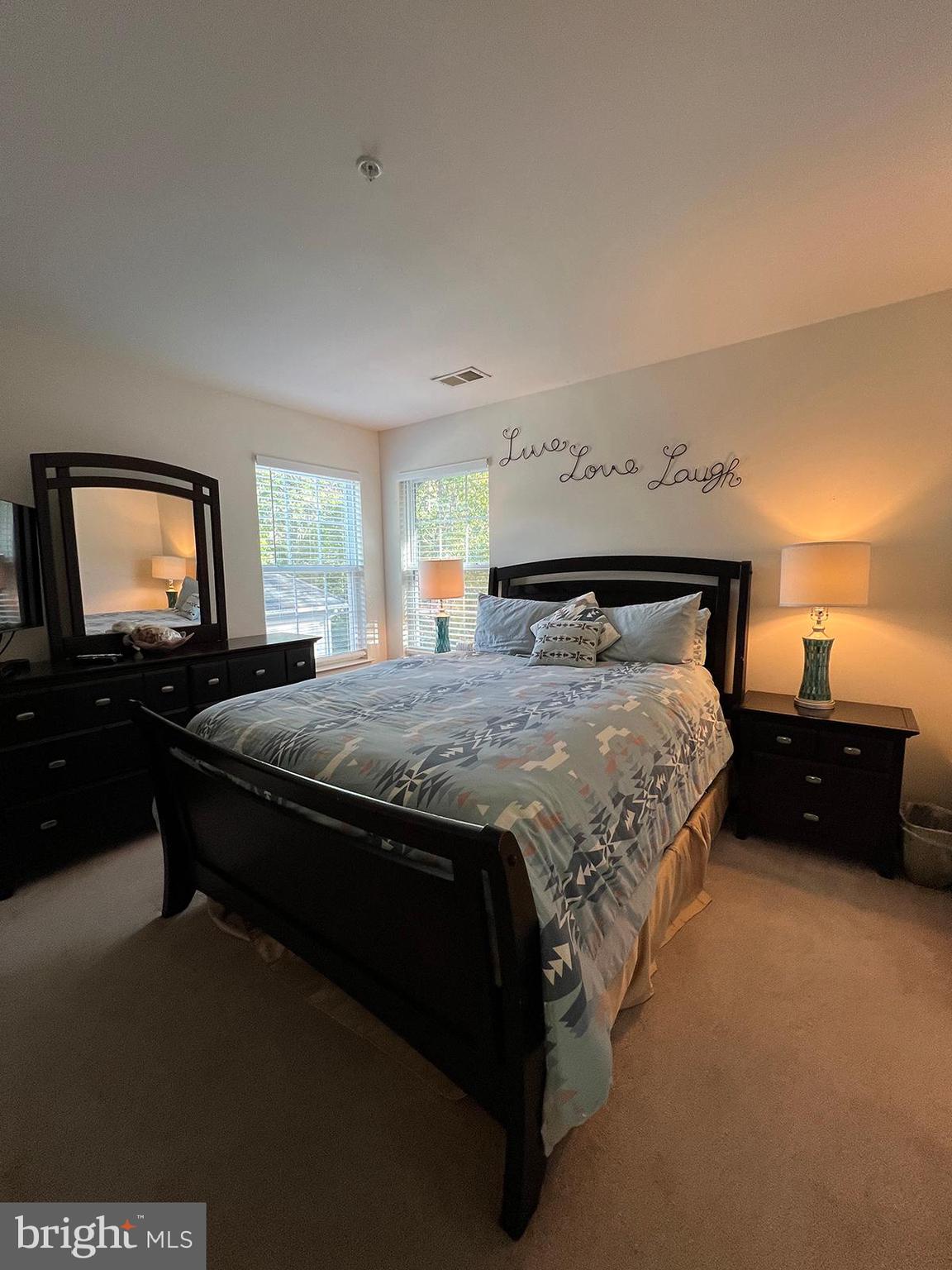 LINWOOD KNOLLS - Residential Lease