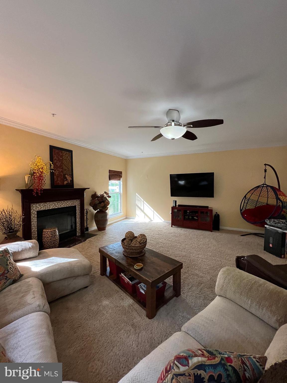 LINWOOD KNOLLS - Residential Lease