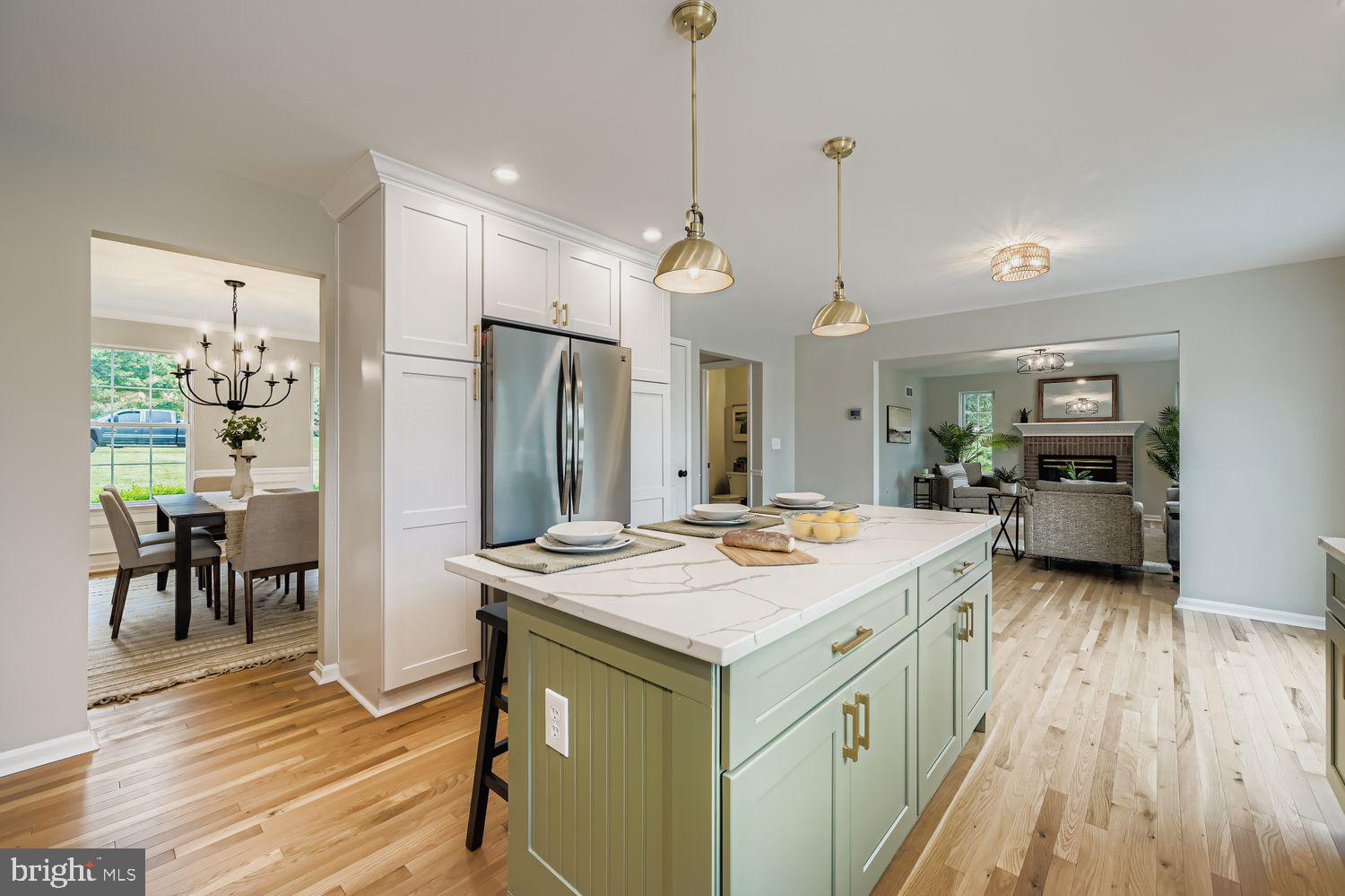 TARA OAKS - Residential