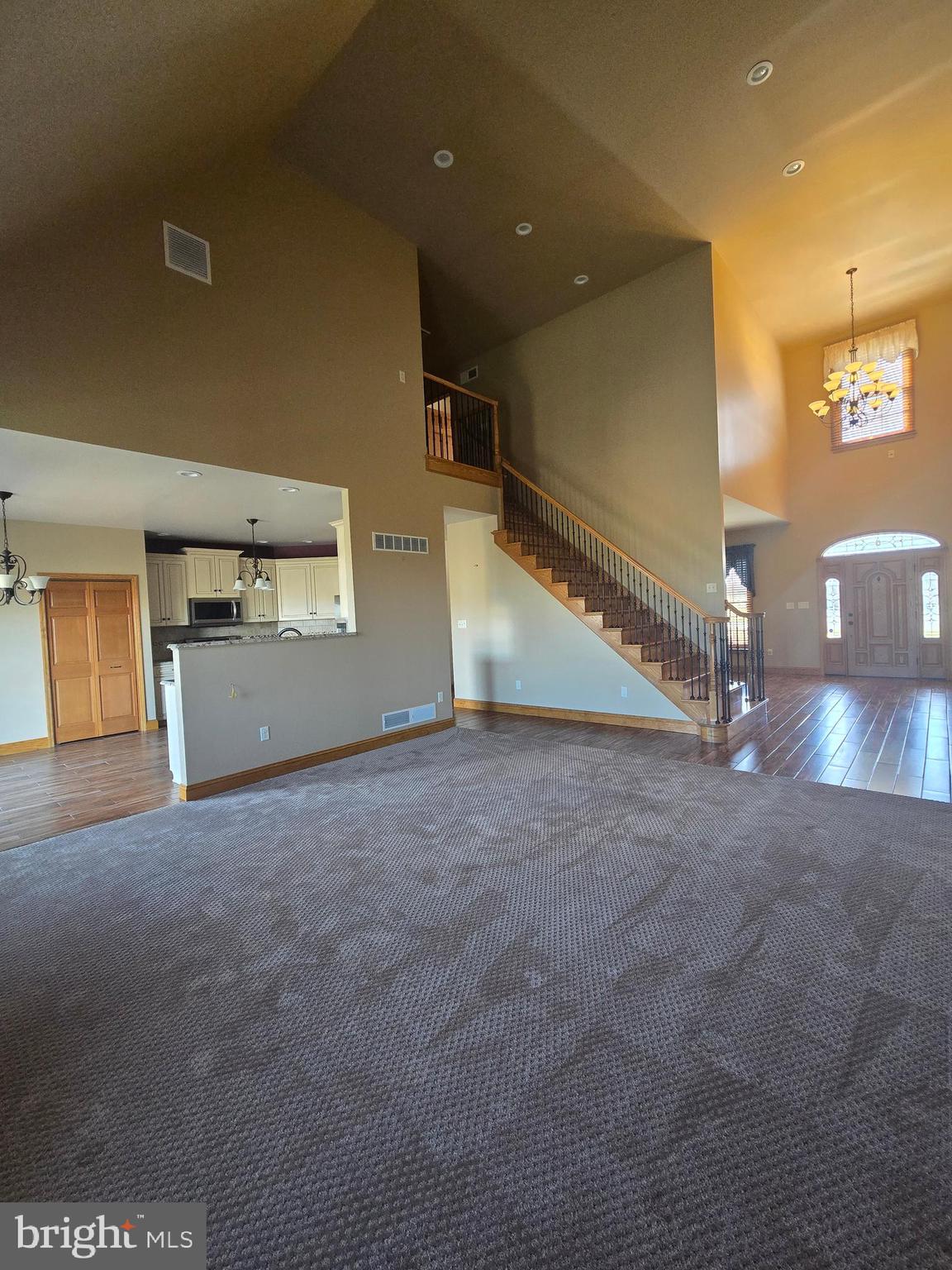 FOOTHILLS OF KENSINGTON - Residential