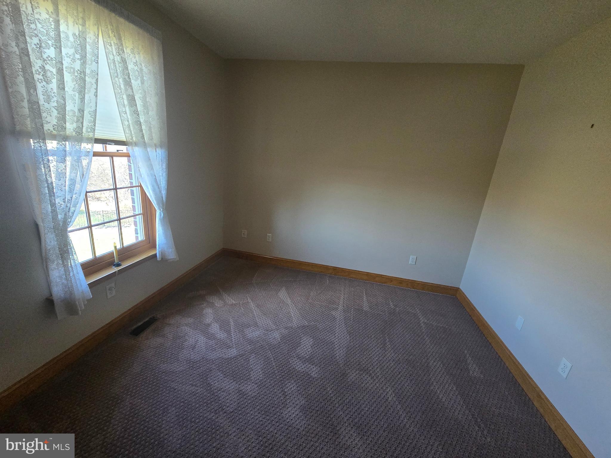 FOOTHILLS OF KENSINGTON - Residential