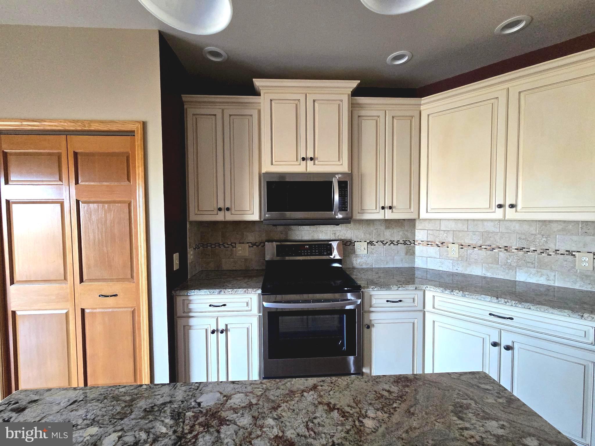 FOOTHILLS OF KENSINGTON - Residential