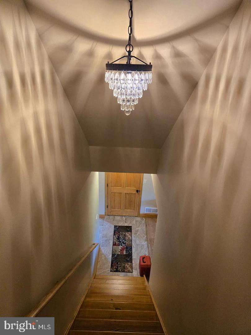 FOOTHILLS OF KENSINGTON - Residential