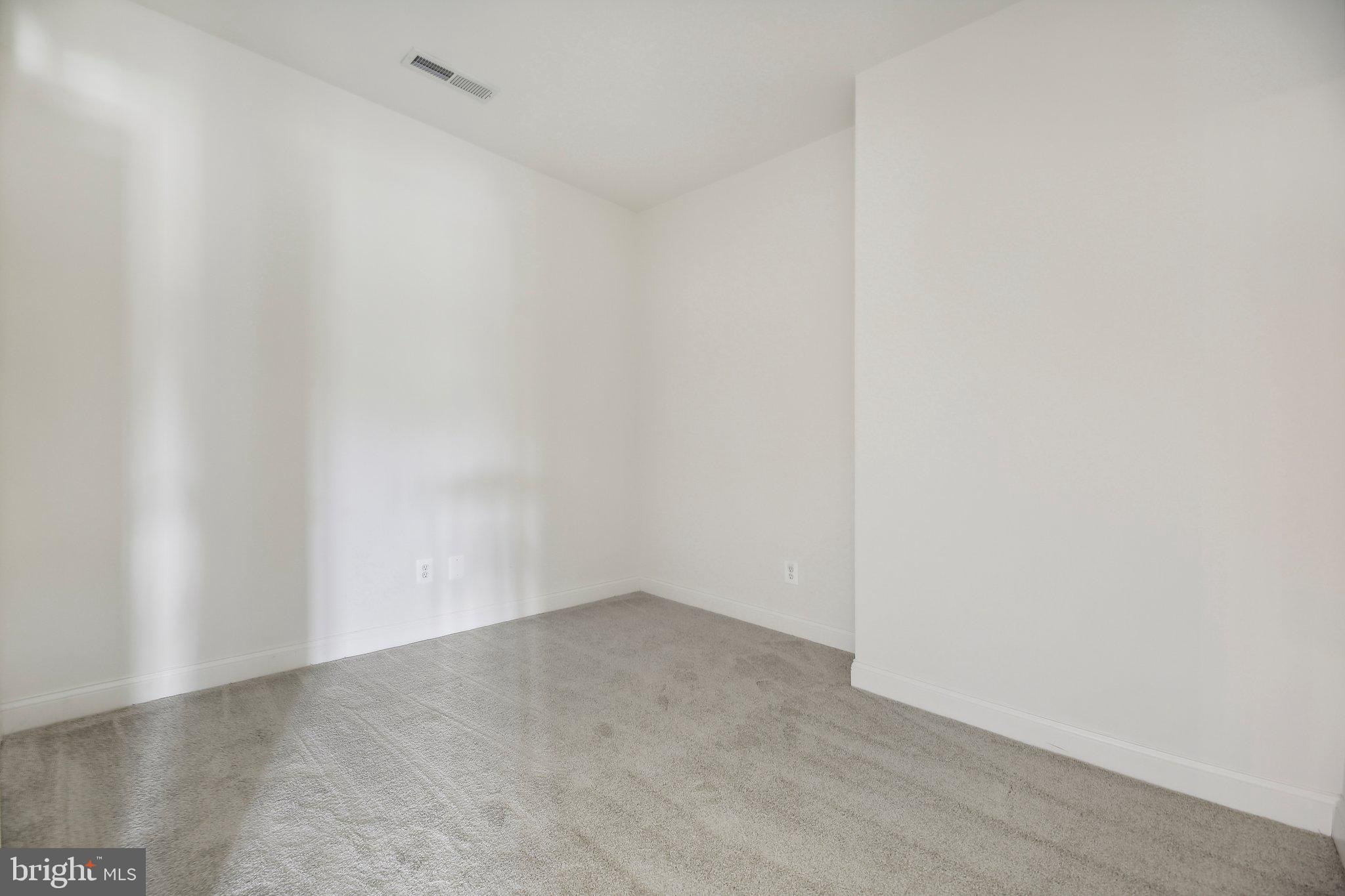 WAVERLY WOODS - Residential