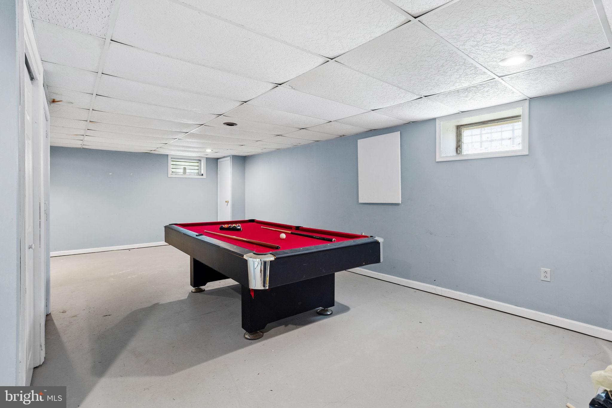 WALNUT RIDGE ESTS - Residential