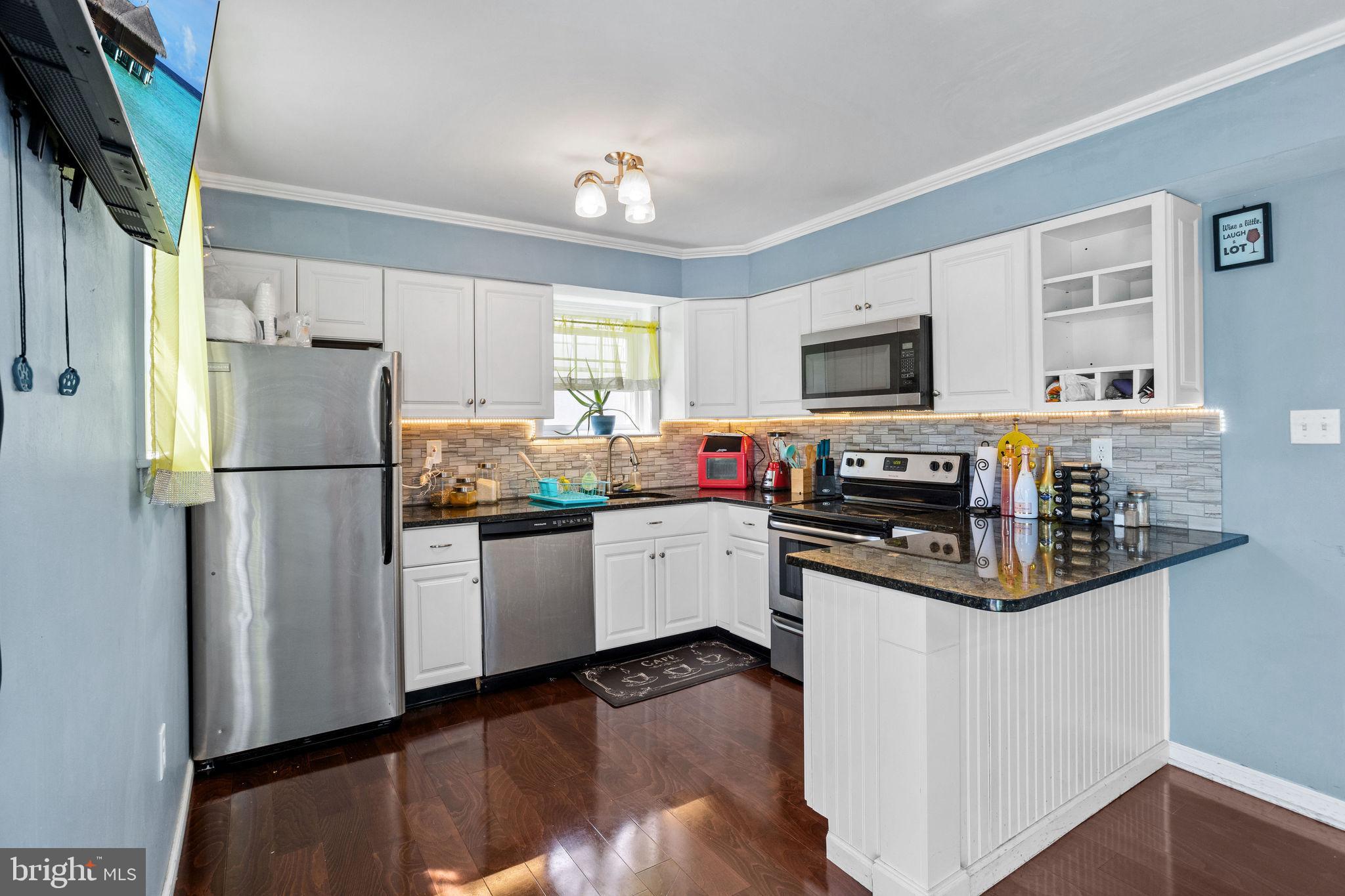 WALNUT RIDGE ESTS - Residential