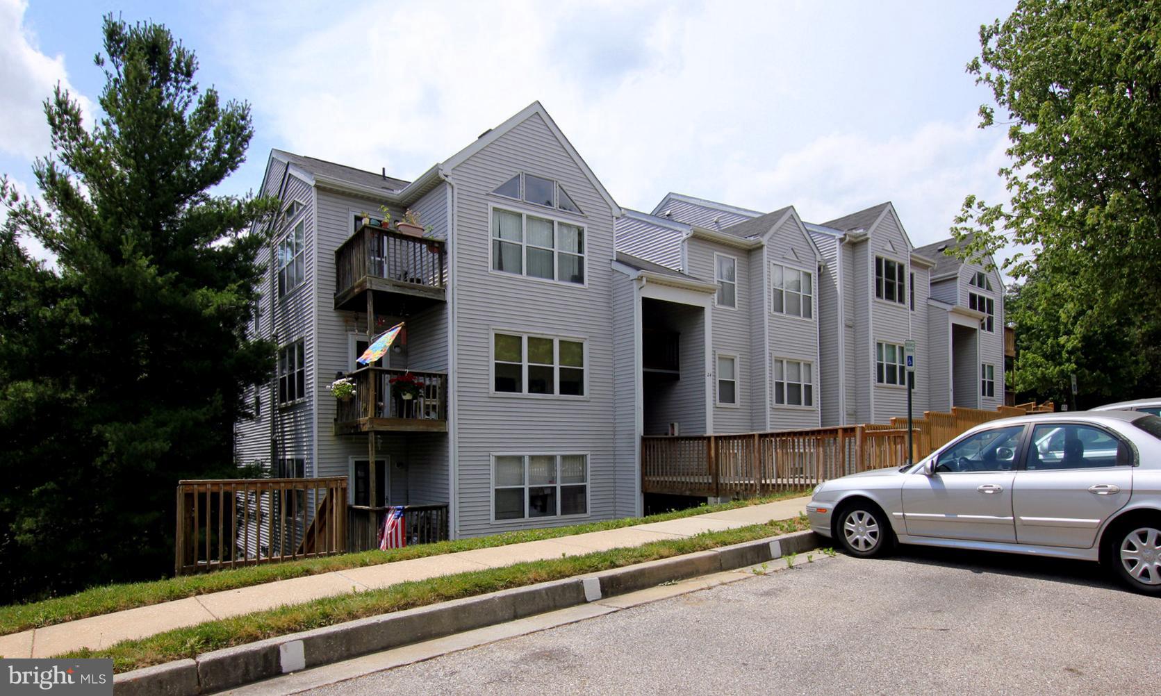 go and show vacant AMAZING OPPORTUNITY TO PURCHASE THIS CONDO -PRICE IS LOWEST IN THE AREA. SHORTSALE W/PROFESSIONAL NEGOTIATOR . A PATIO UNIT WITH OUTSIDE SPACE IN RIVERCHASE. TWO BEDROOMS, ONE BATH, LARGE FOYER WITH STEP DOWN LIVING ROOM AND KITCHEN. CONVENIENT TO UMD I 95, AND 695. MORTGAGE PAYMENT COULD BE LESS THAN RENT. HURRY, IT WILL NOT LAST.