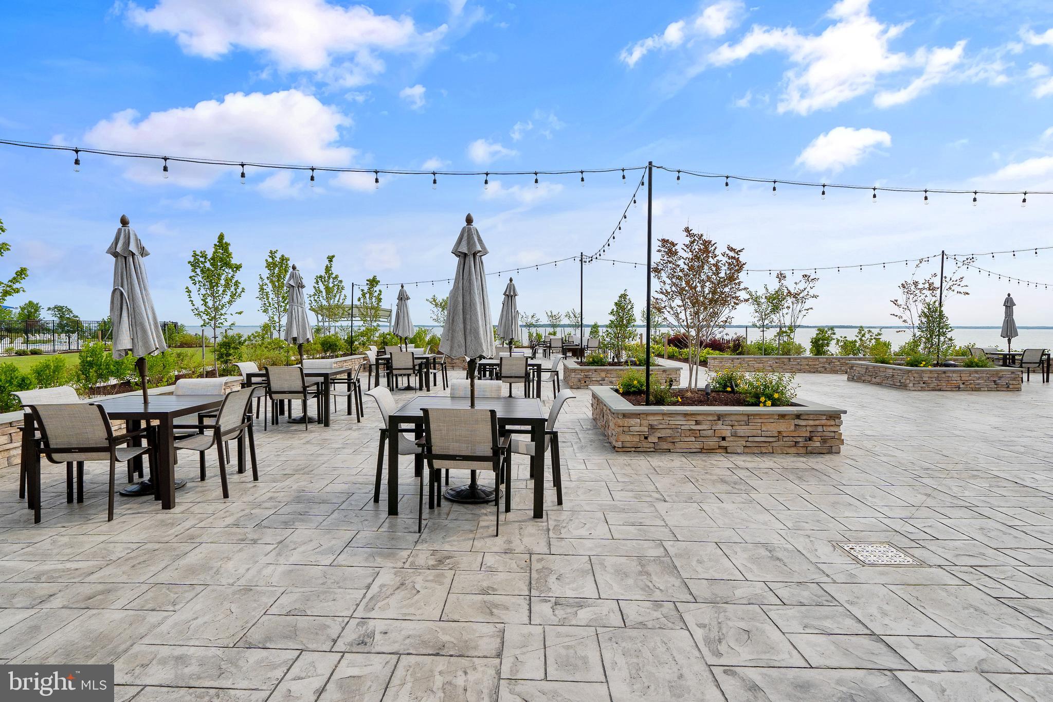 FOUR SEASONS AT KENT ISLAND - Residential