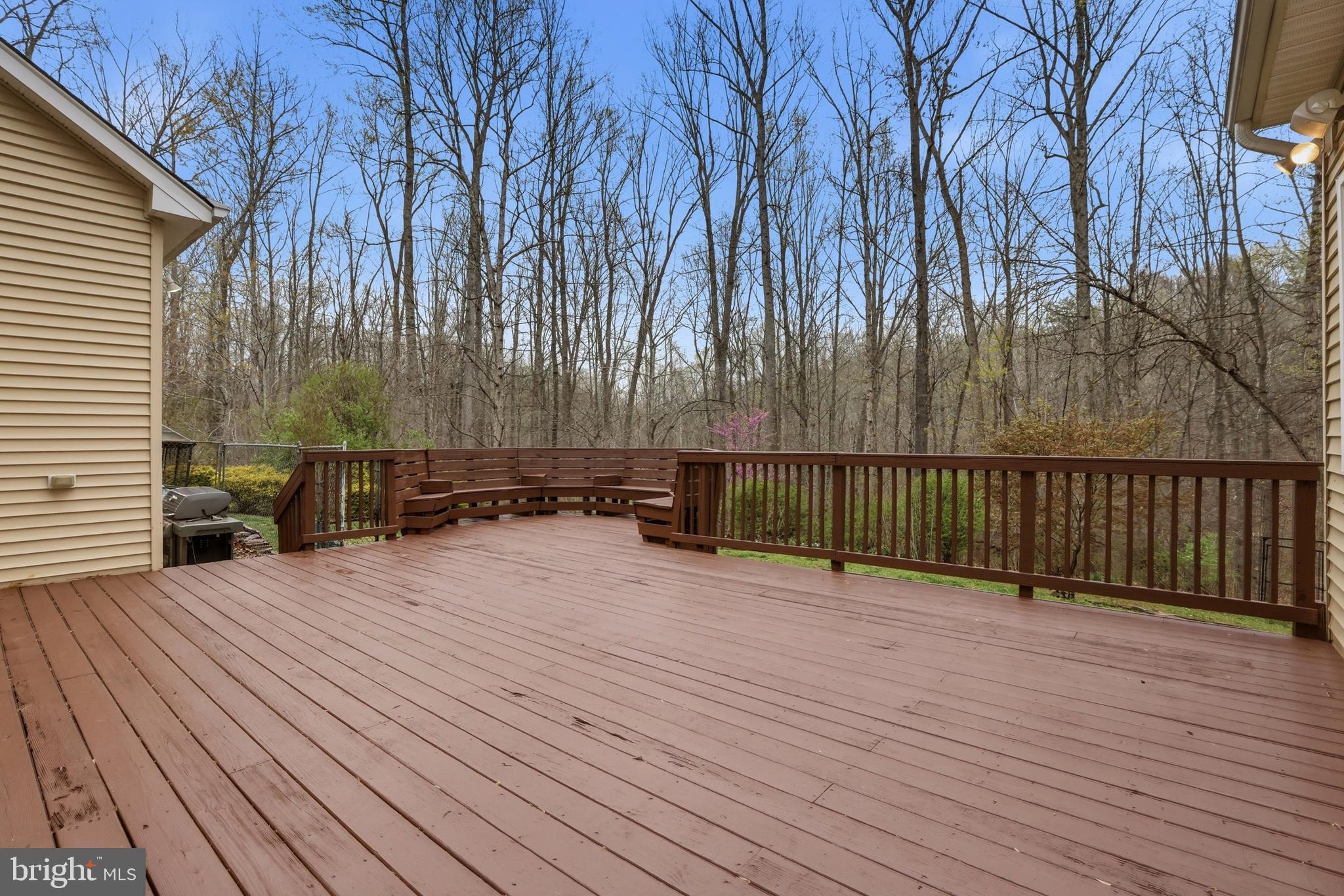 CLASSIC LAKES - Residential