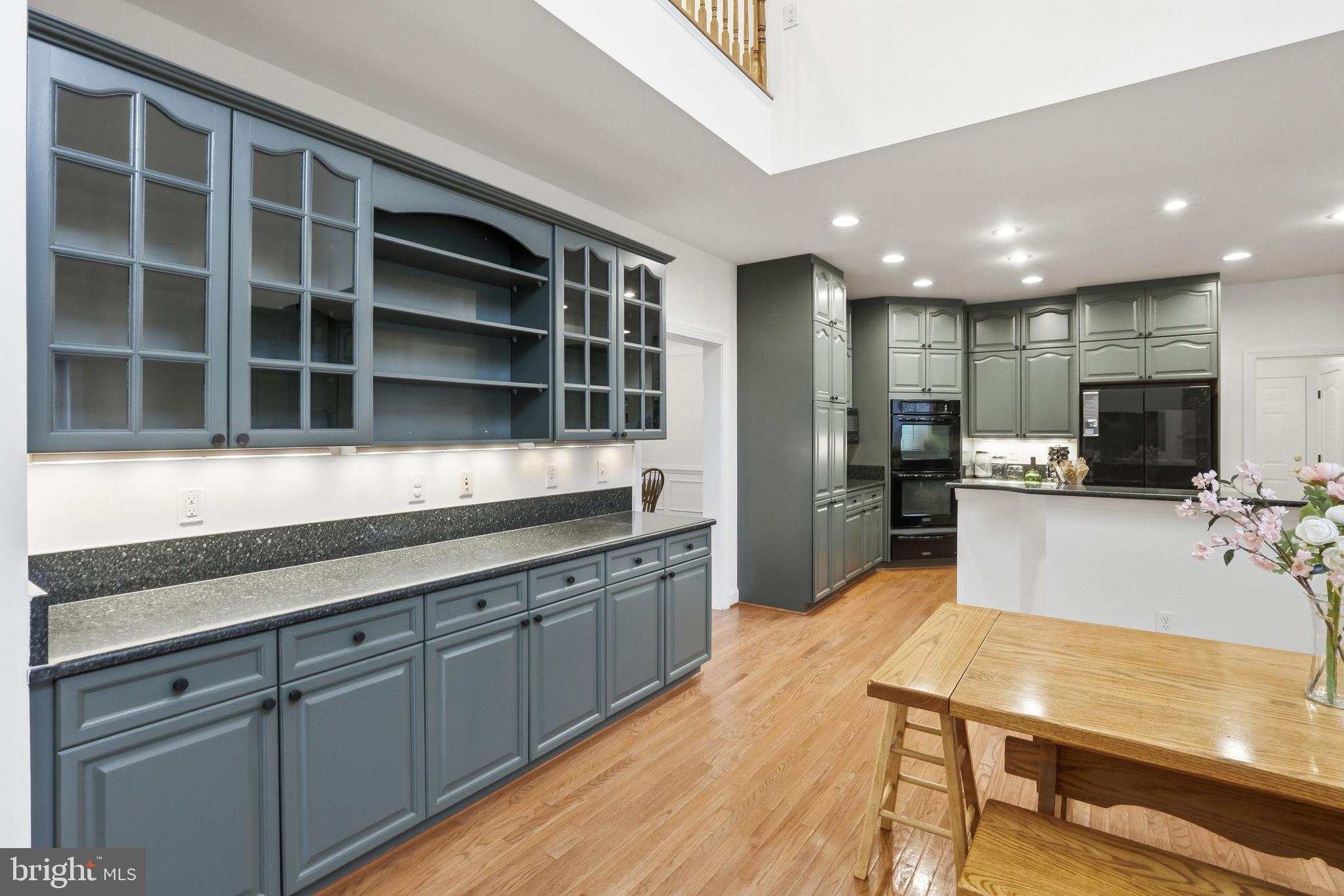 CLASSIC LAKES - Residential