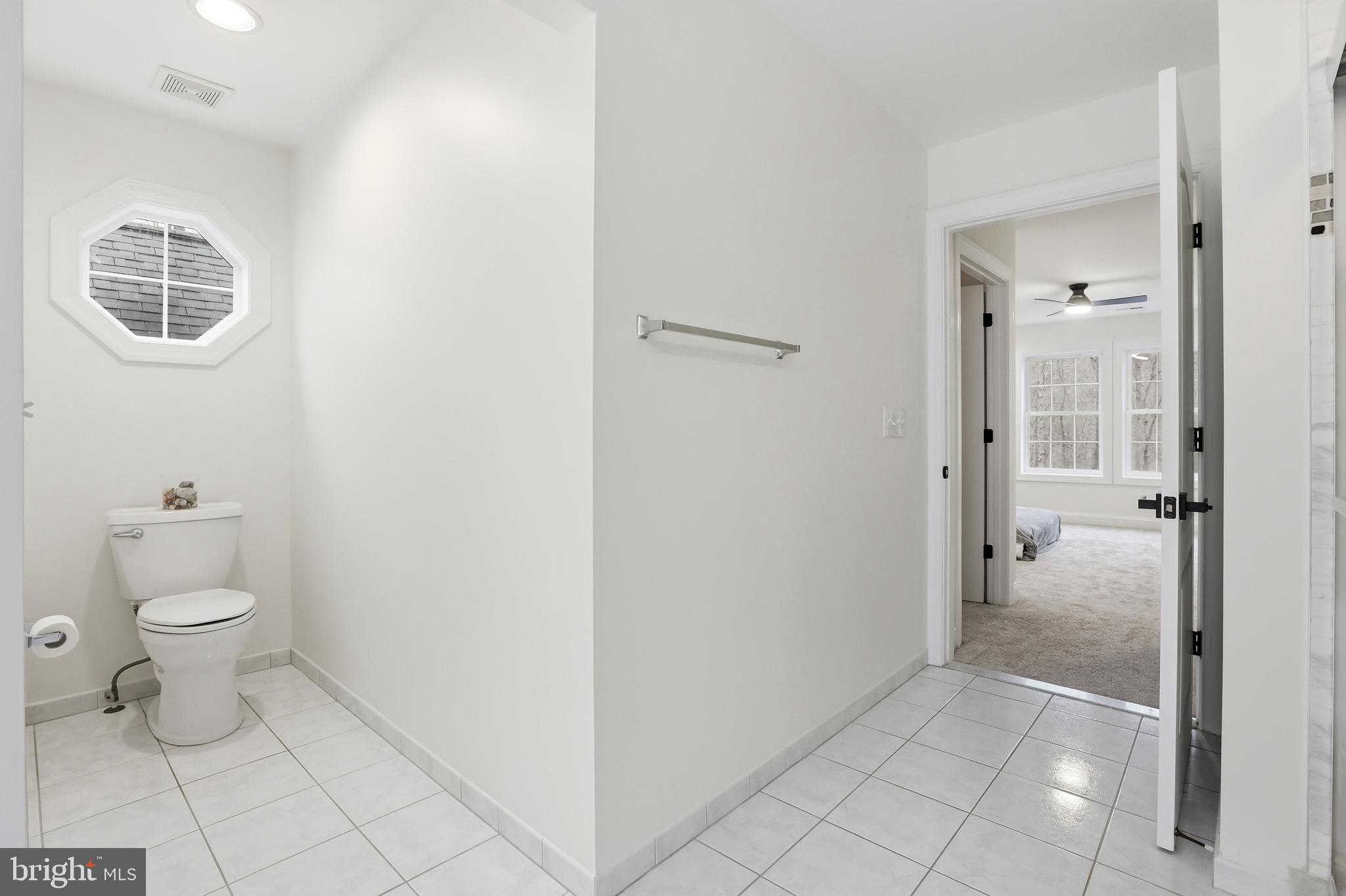 CLASSIC LAKES - Residential