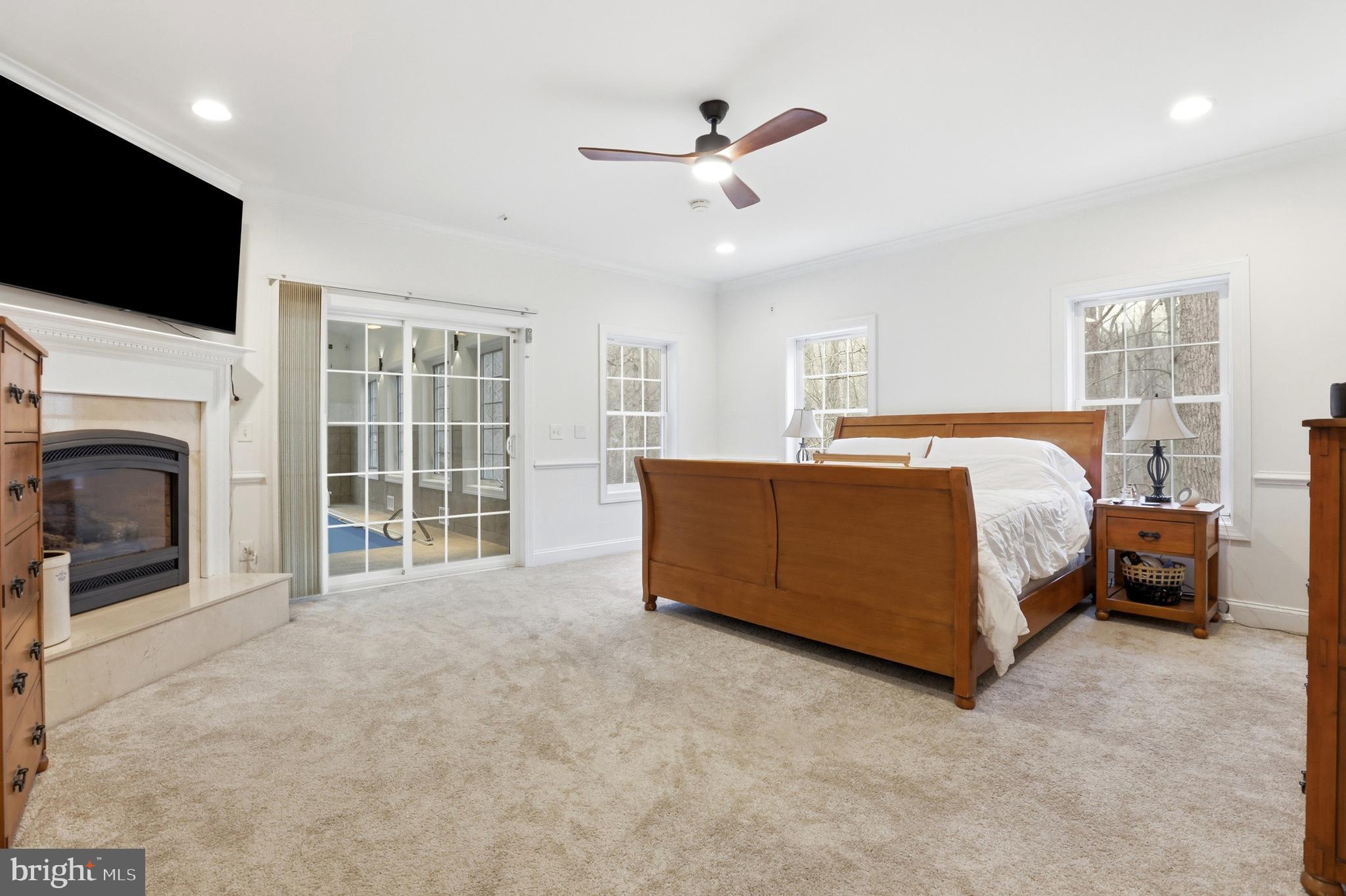 CLASSIC LAKES - Residential