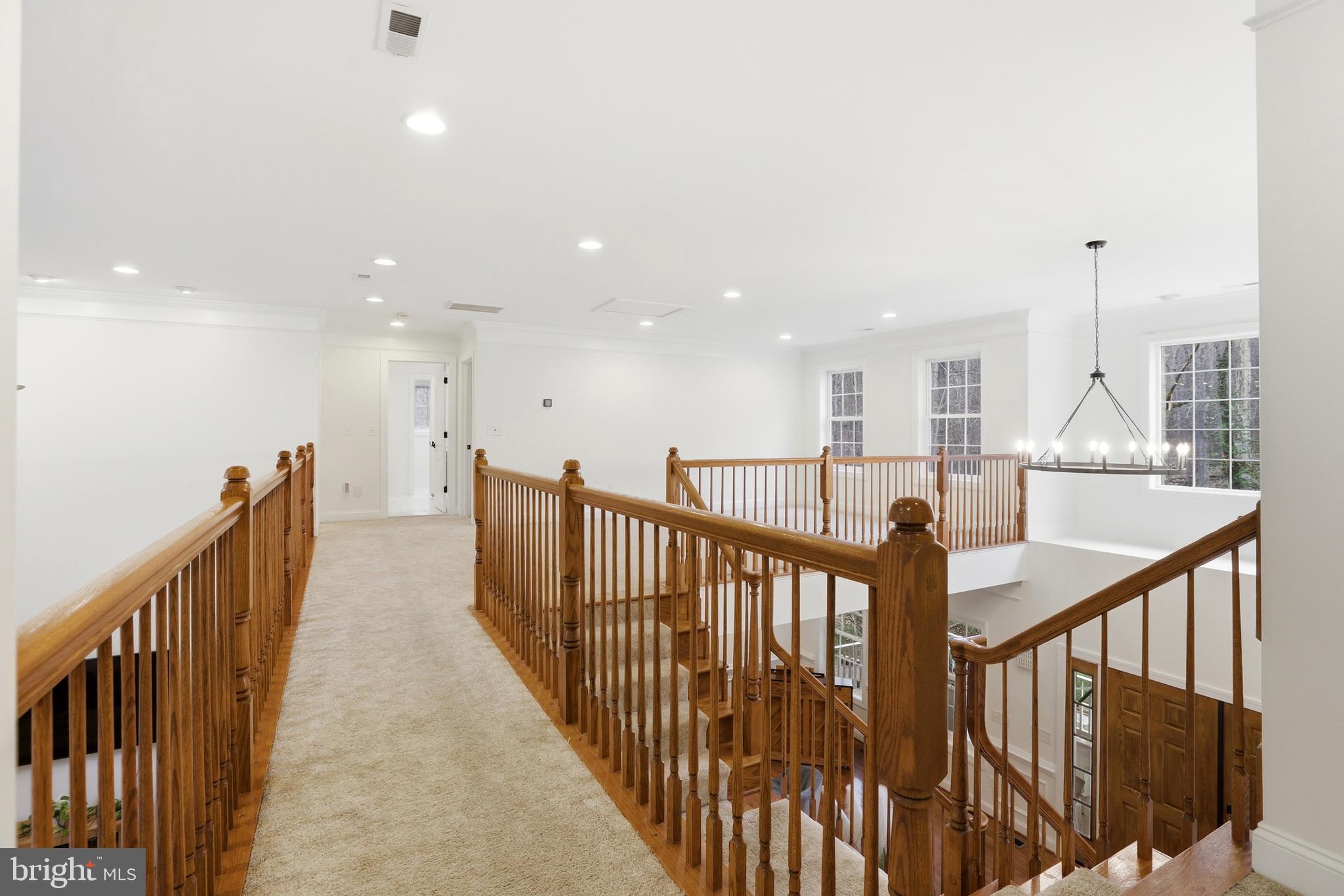 CLASSIC LAKES - Residential