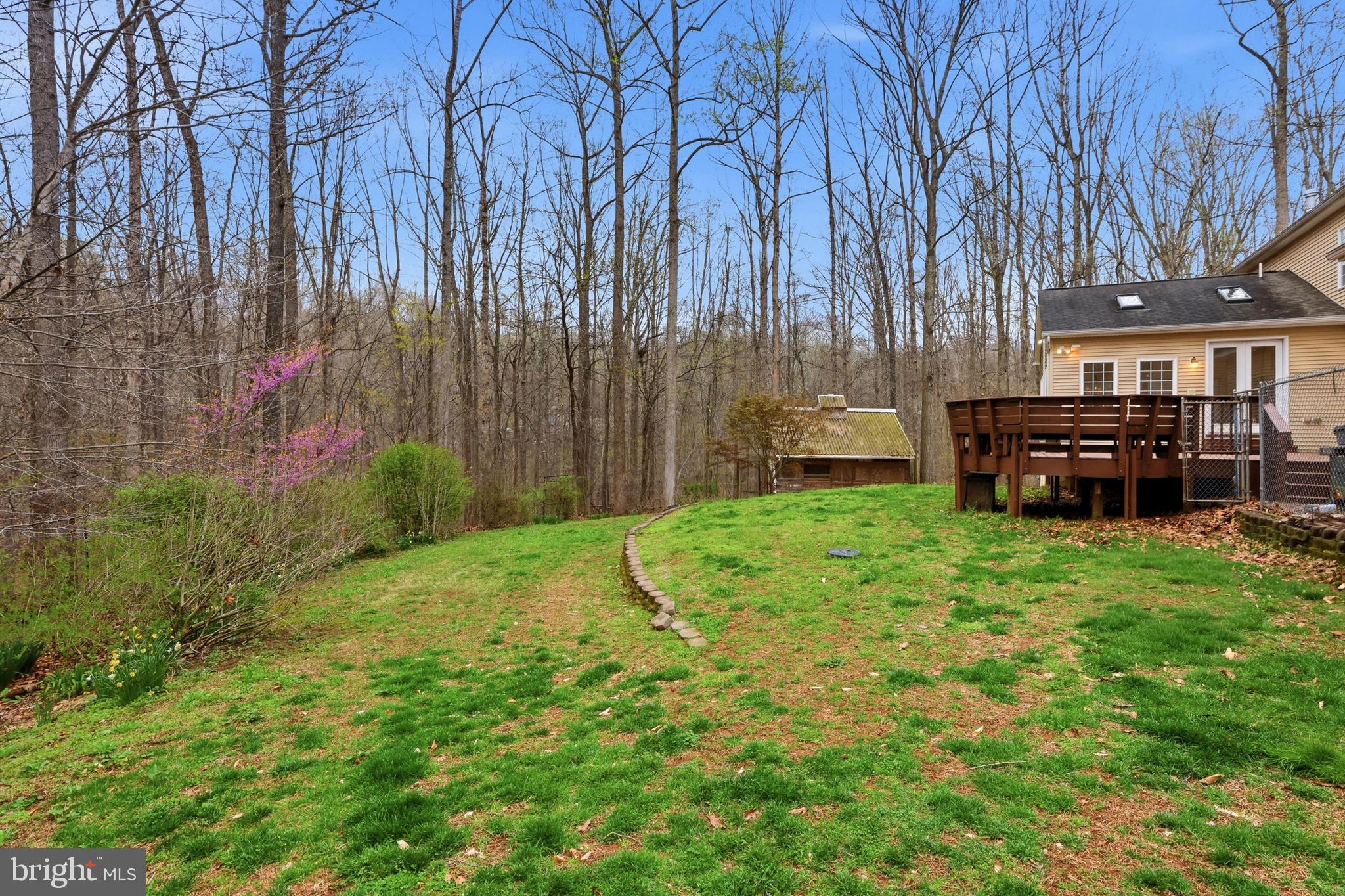 CLASSIC LAKES - Residential