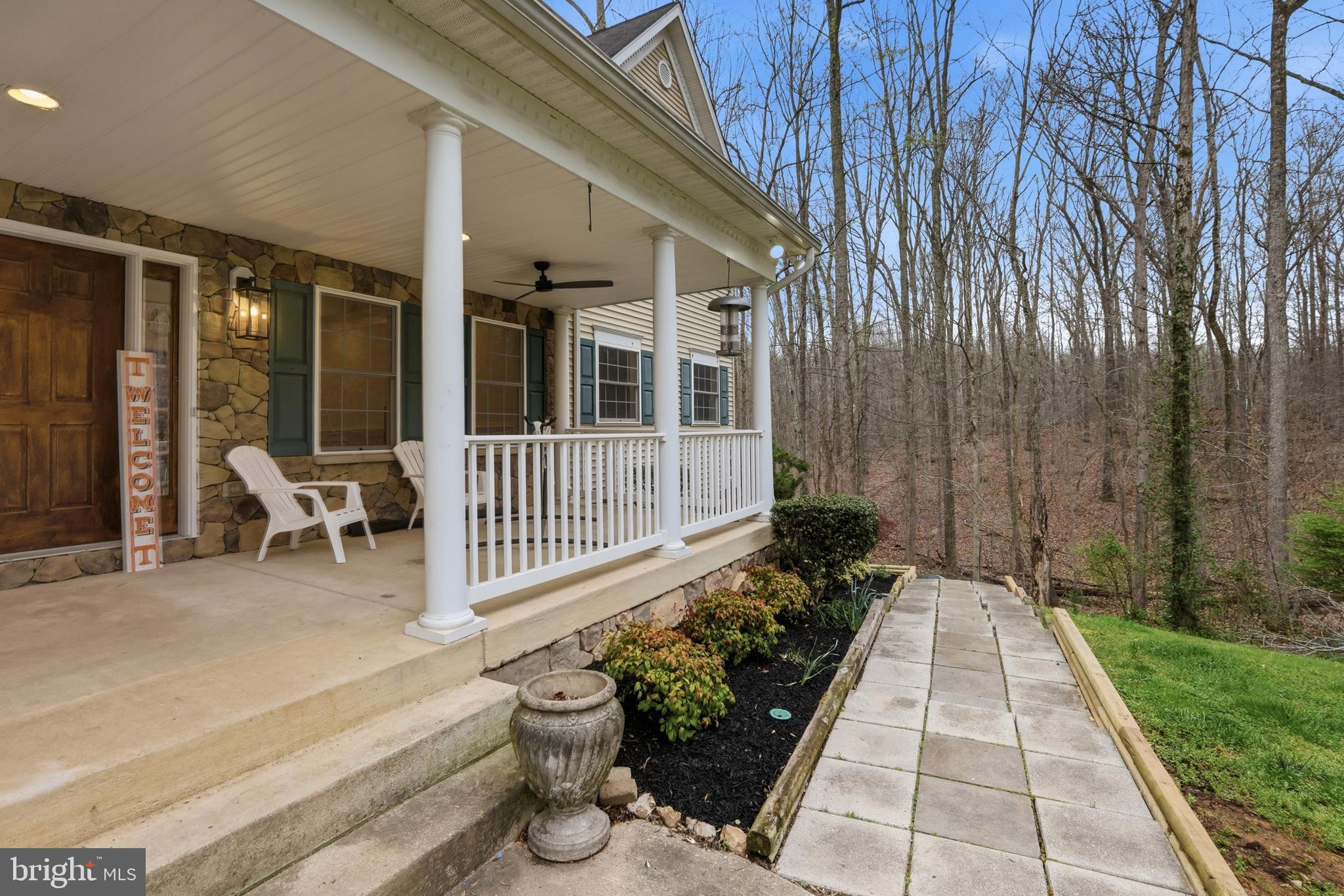 CLASSIC LAKES - Residential