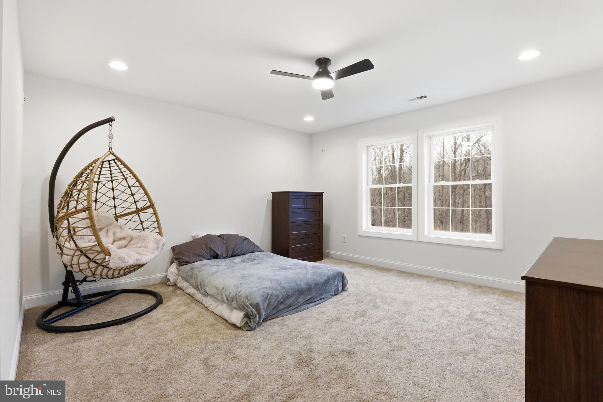 CLASSIC LAKES - Residential