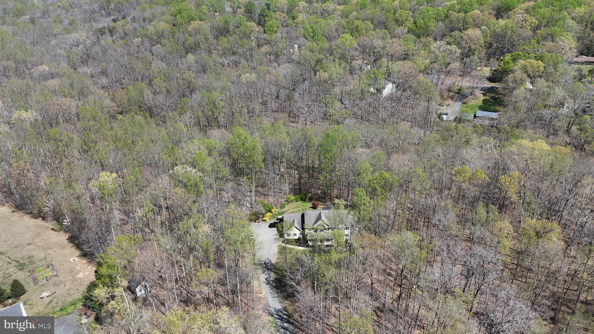 CLASSIC LAKES - Residential