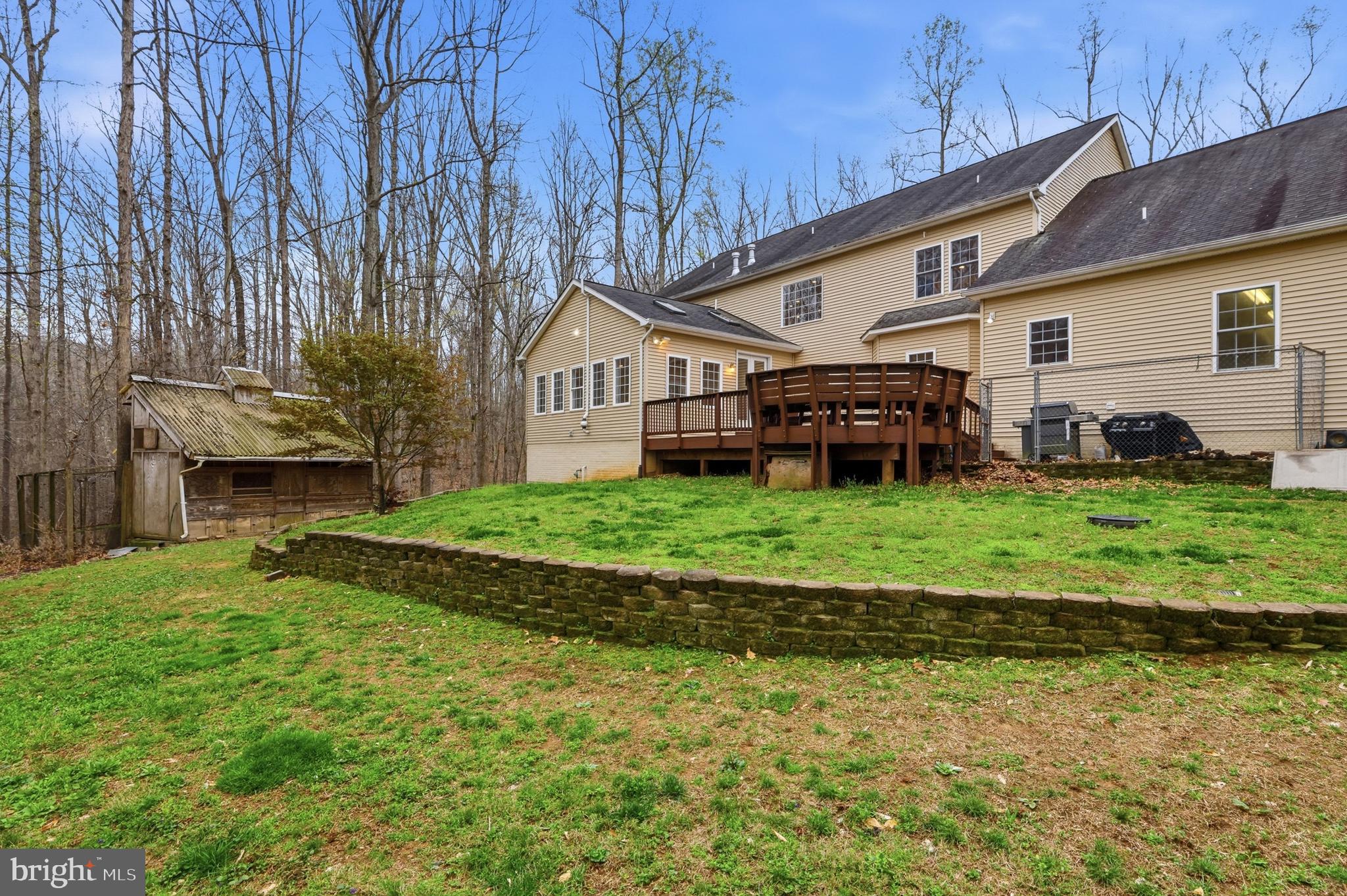 CLASSIC LAKES - Residential