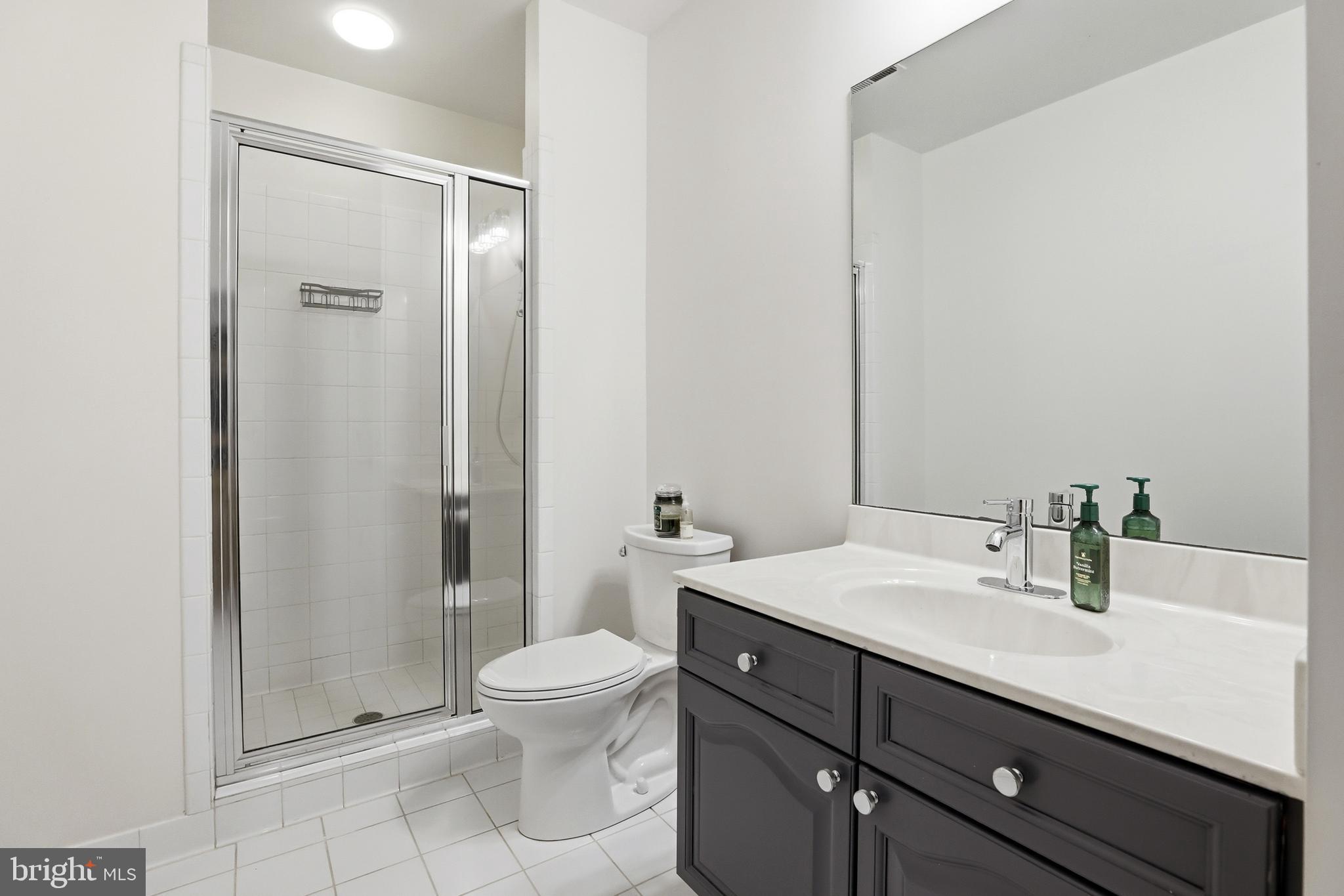 CLASSIC LAKES - Residential