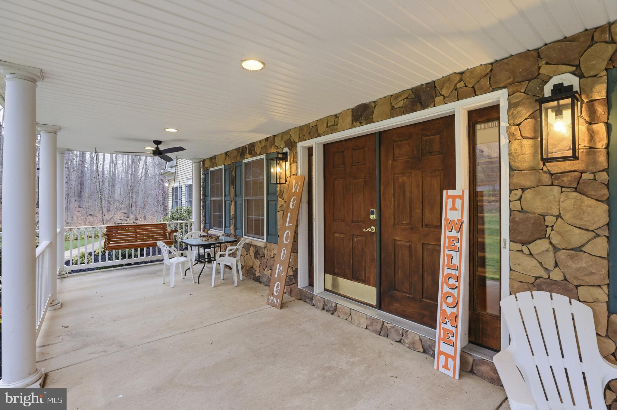 CLASSIC LAKES - Residential