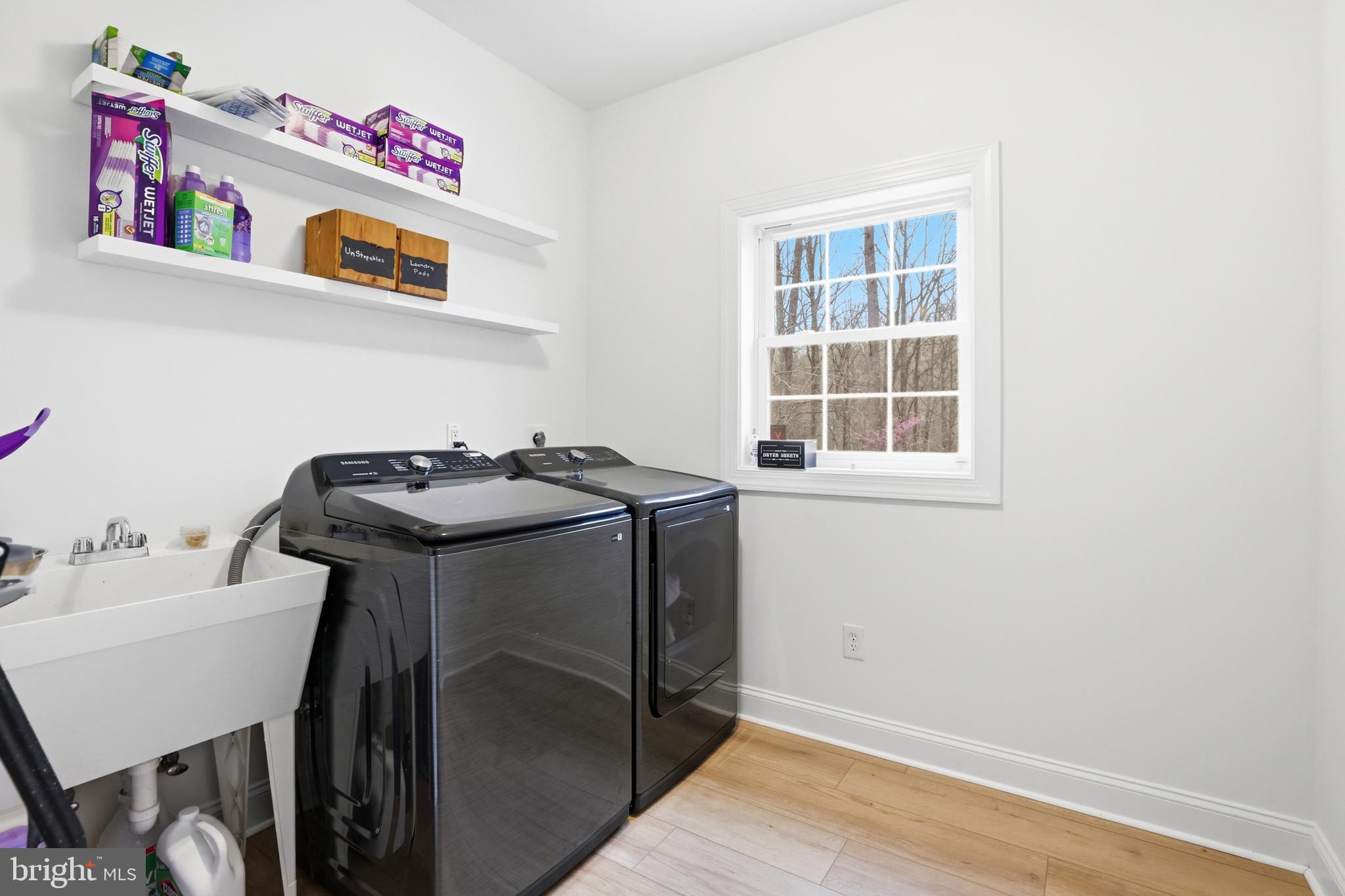 CLASSIC LAKES - Residential