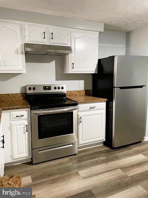 OVERLOOK - Residential Lease