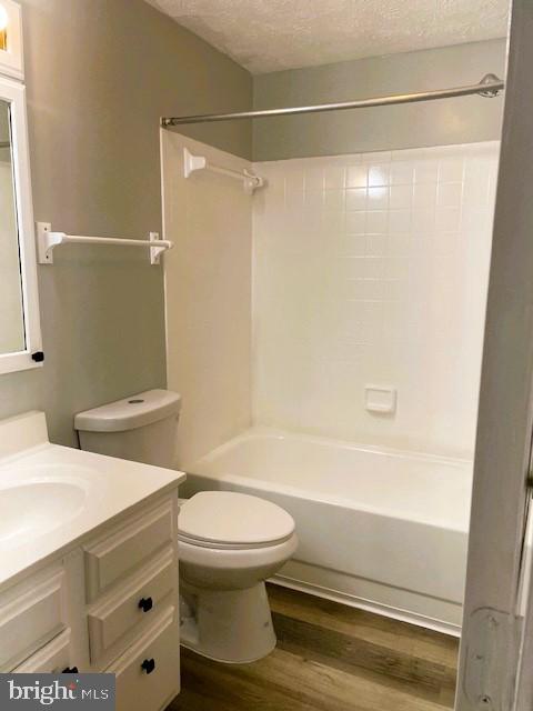 OVERLOOK - Residential Lease